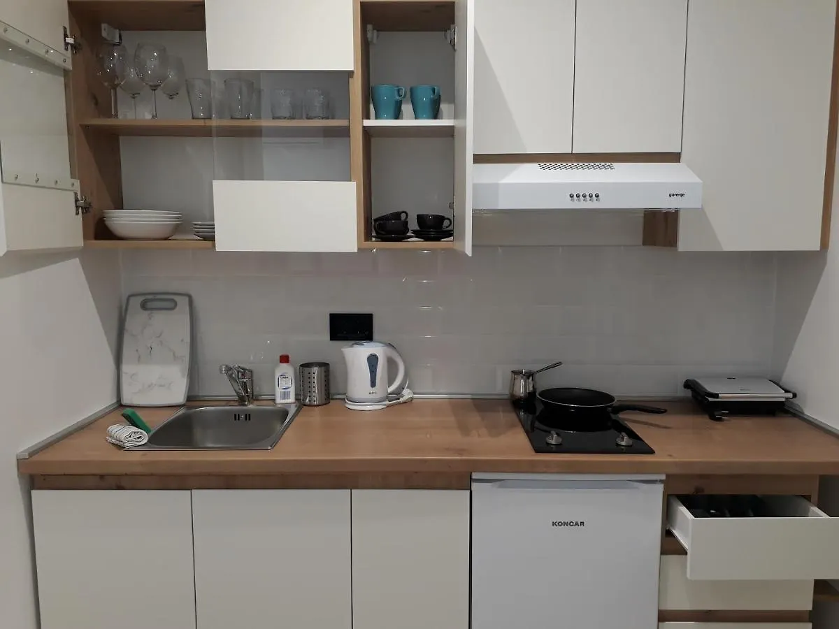 Hillside Residence تْسْغيكفانِتْسا